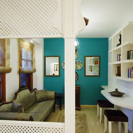 Hotel Argos 3*