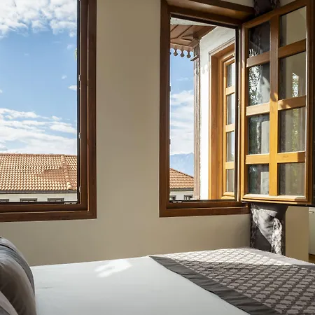 Hotel Argos 3*