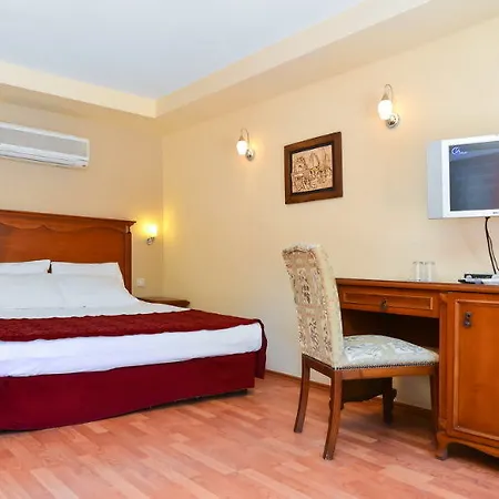 雅高斯酒店 3* 安塔利亚