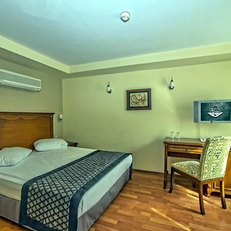 Argos Hotel 3*