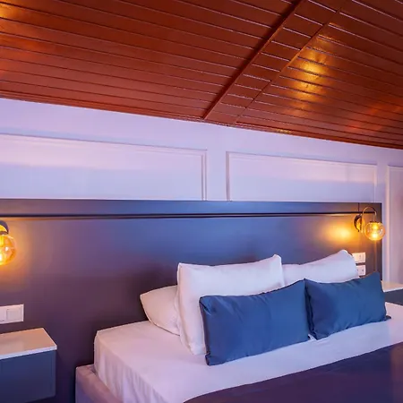 Hotel Argos 3*