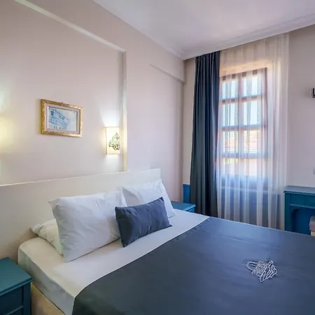 Argos Hotel