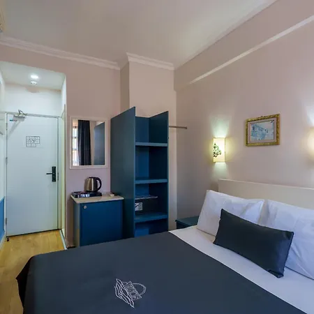 Argos Hotel