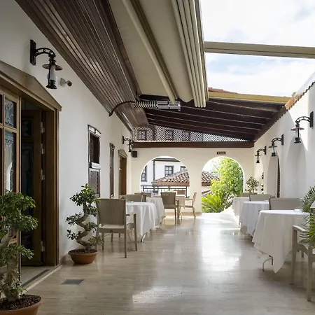 Hotel Argos