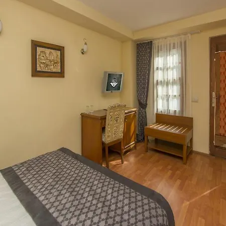 Argos Hotel