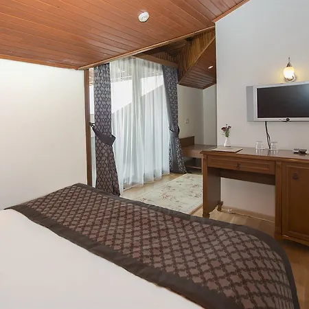 Hotel Argos 3*