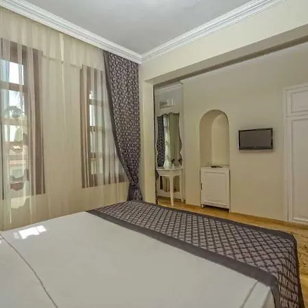 Hotel Argos 3*