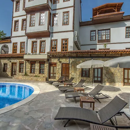 Argos Hotel 3*